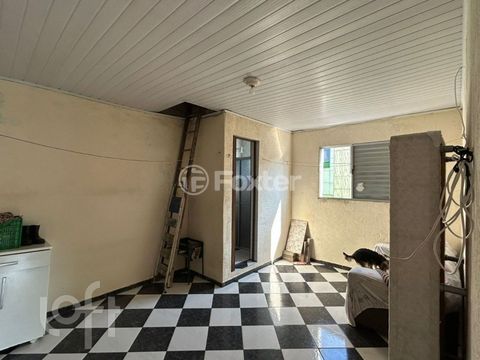 Image 7 - 890549