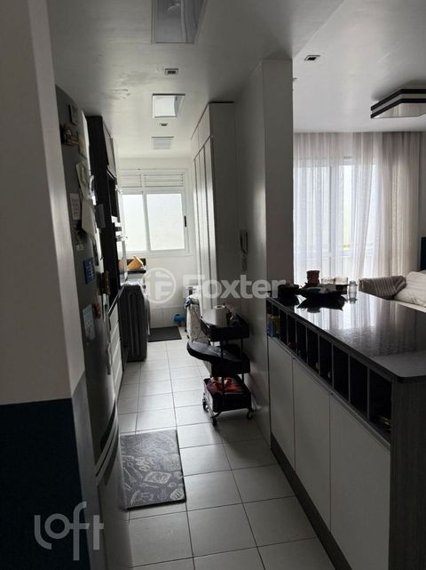 Image 3 - 890556