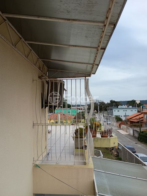 Image 8 - 890569