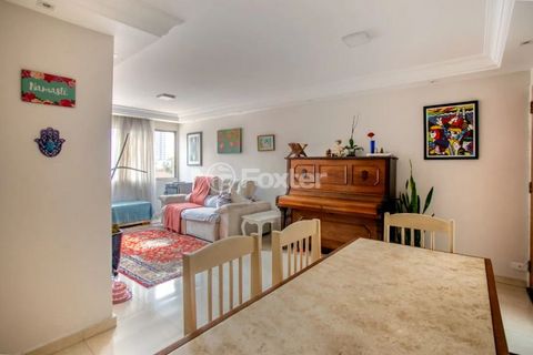 Image 3 - 890635