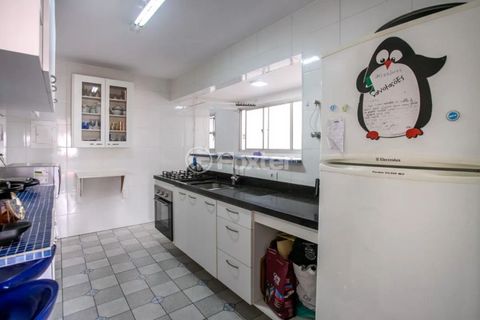 Image 7 - 890635