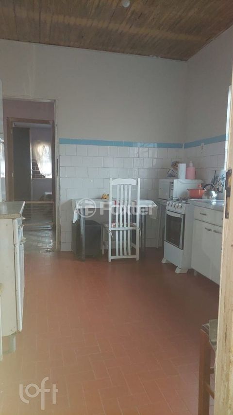 Image 6 - 890665