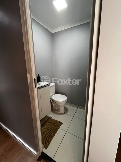Image 8 - 890771