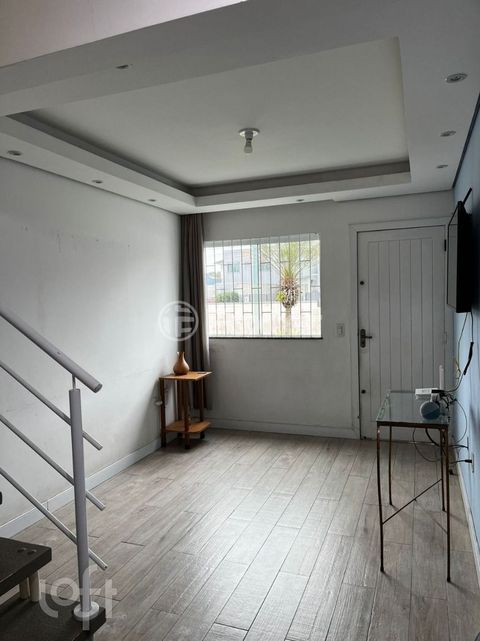 Image 11 - 890833