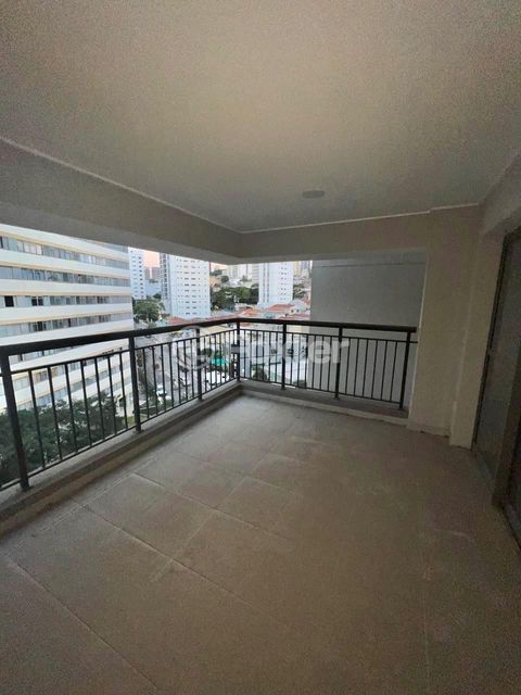 Image 7 - 890838