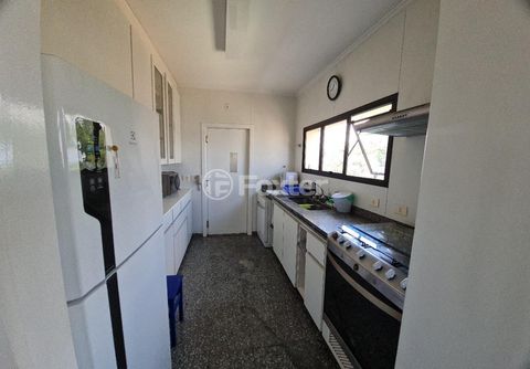 Image 6 - 890843
