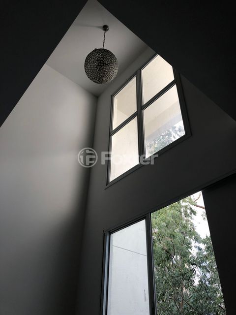Image 3 - 890884