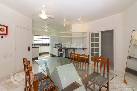 Image 7 - 890923