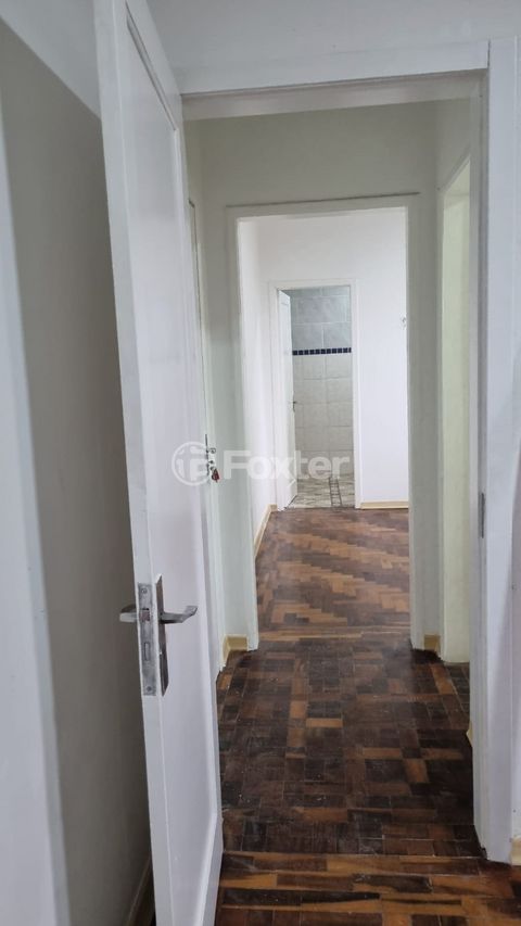 Image 3 - 890967