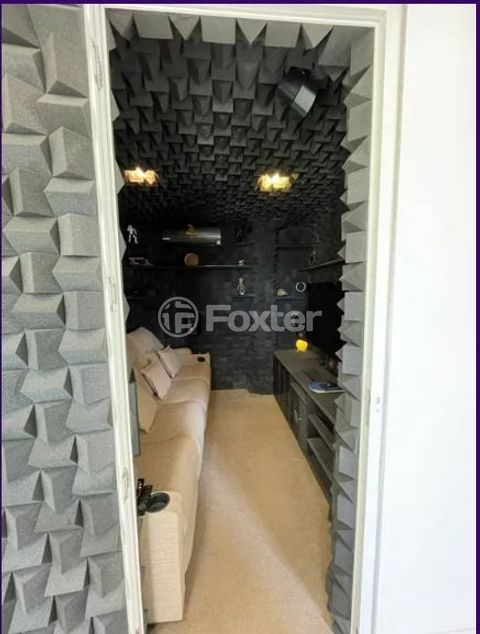Image 8 - 891063