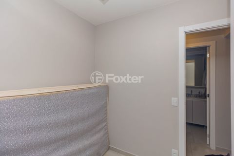 Image 19 - 891091