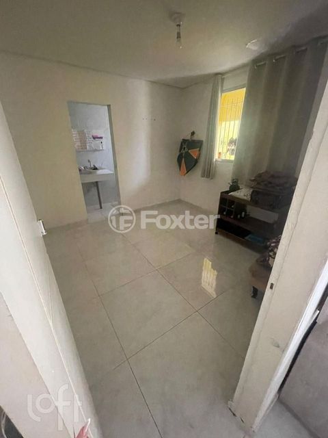 Image 7 - 891103