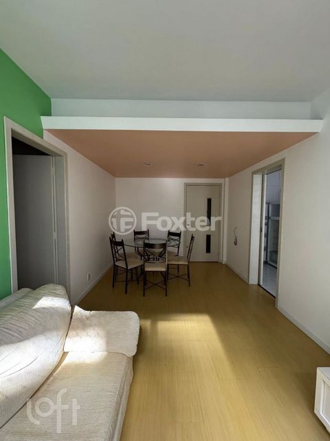 Image 8 - 891150