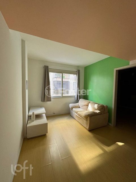 Image 6 - 891150