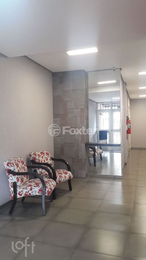 Image 8 - 891162
