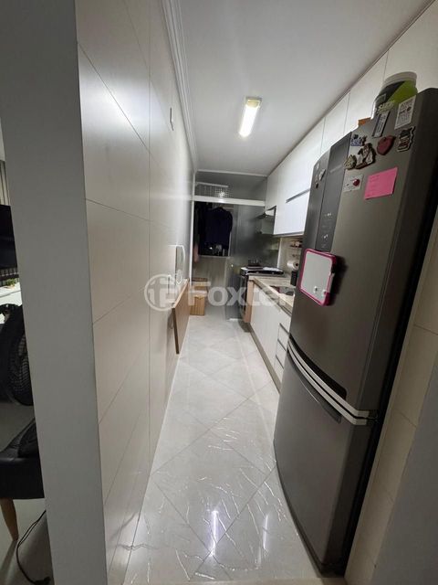 Image 1 - 891237
