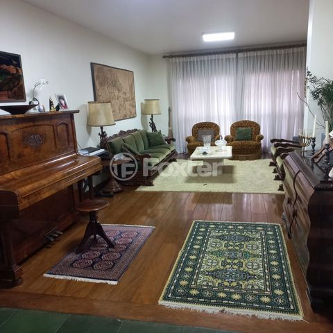 Image 11 - 891239