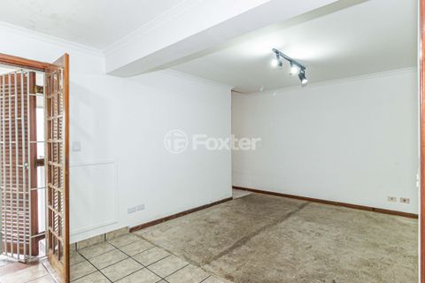 Image 8 - 891312