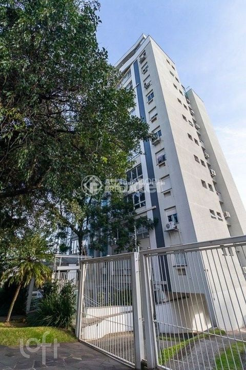 Image 17 - 891316