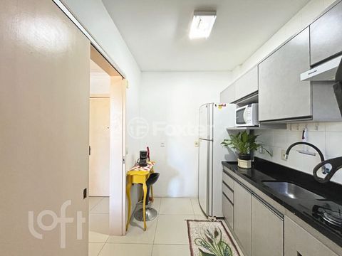 Image 8 - 891367