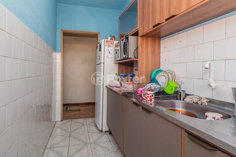 Image 13 - 891558