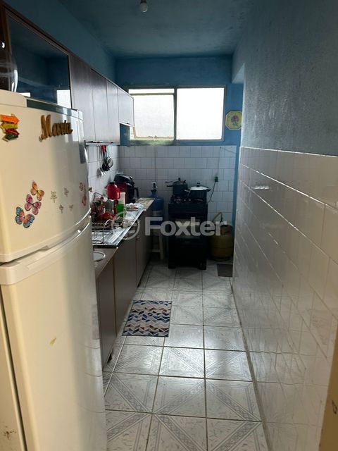 Image 2 - 891558