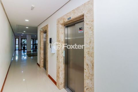 Image 1 - 891574
