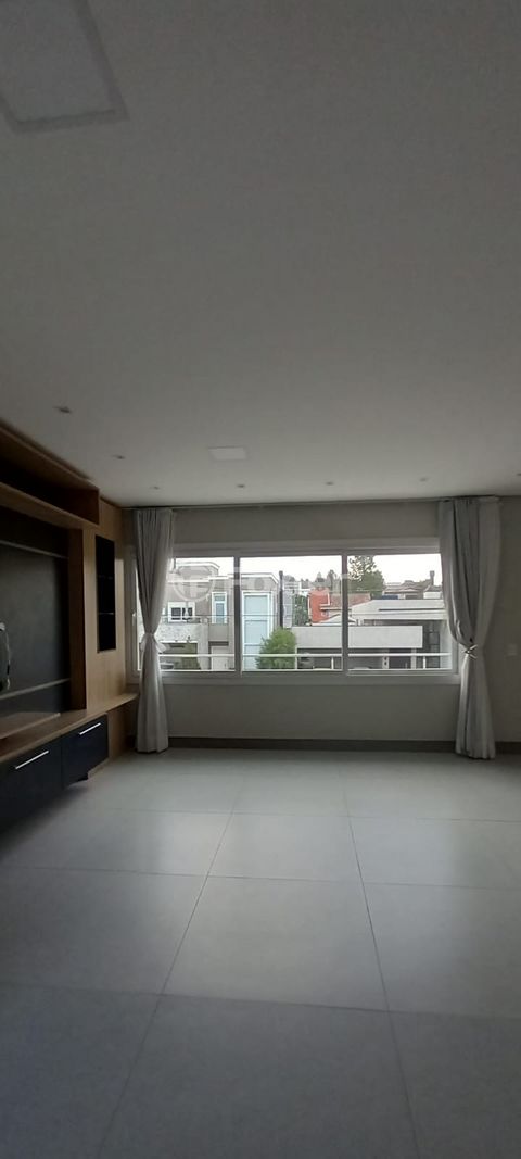 Image 10 - 891575