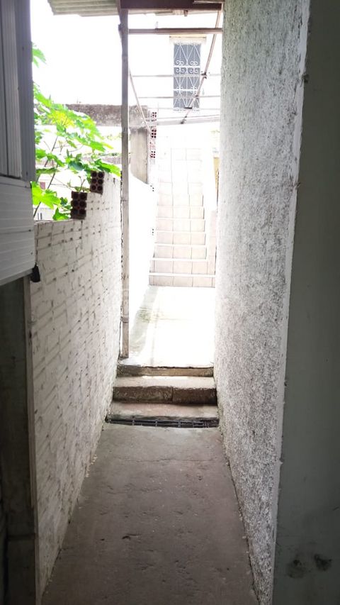 Image 5 - 891604