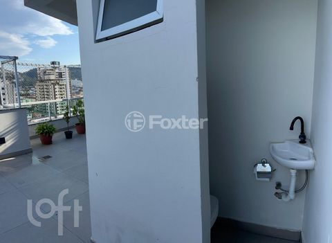 Image 12 - 891622