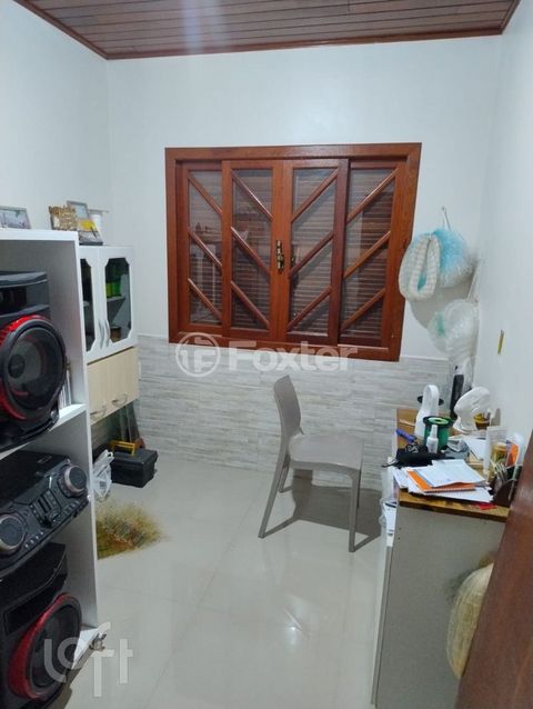 Image 17 - 891630