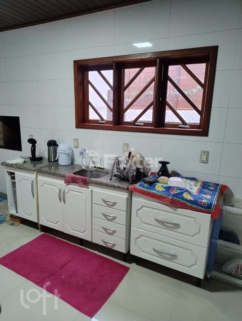 Image 12 - 891630
