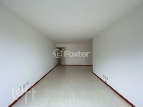 Image 6 - 891641
