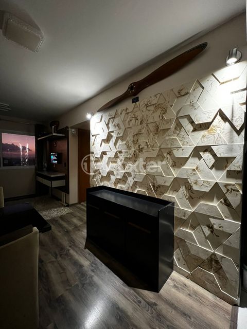 Image 3 - 891700