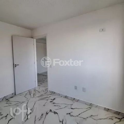 Image 7 - 891710