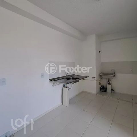Image 3 - 891710