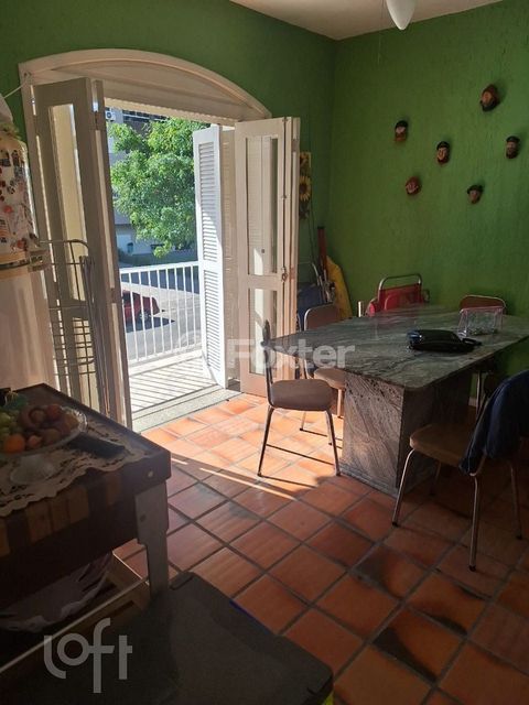 Image 7 - 891712