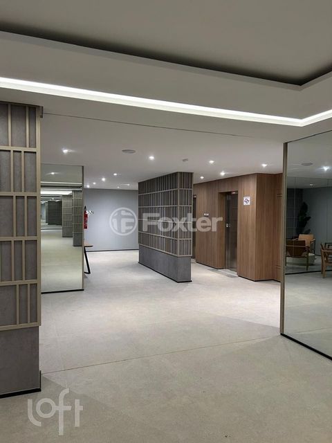Image 10 - 891714