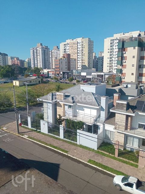 Image 17 - 891723