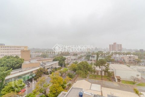 Image 11 - 891728