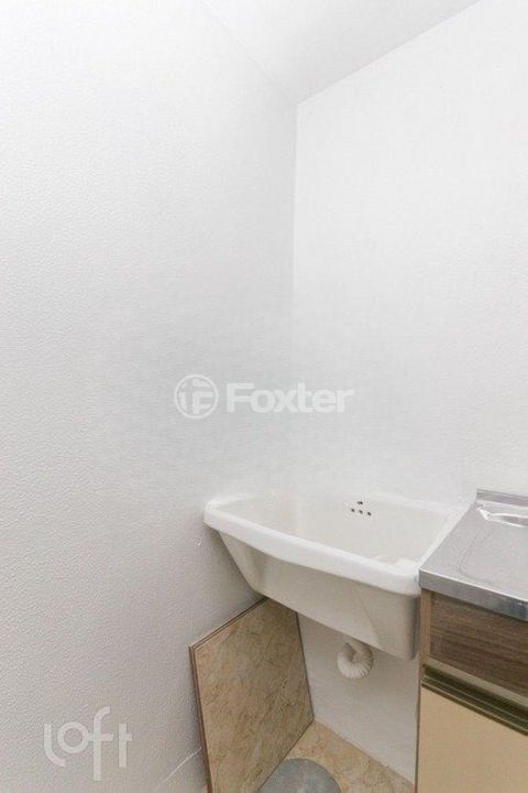 Image 7 - 891729