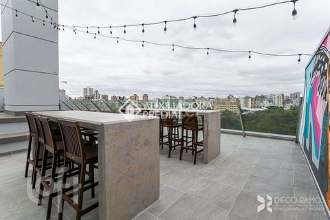 Image 12 - 891732