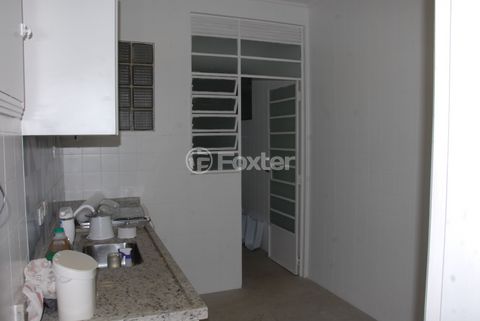 Image 9 - 891735