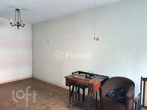 Image 1 - 891773