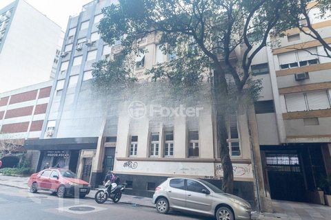 Image 12 - 891816
