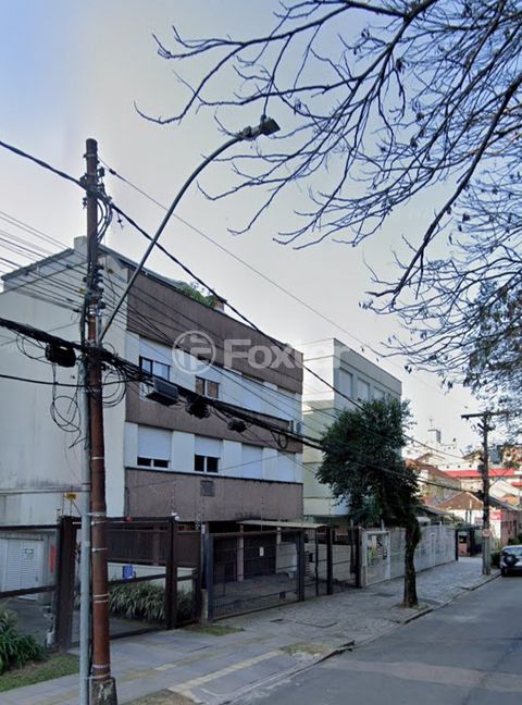 Image 3 - 891860