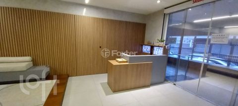 Image 0 - 891867