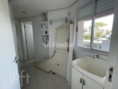 Image 7 - 891882