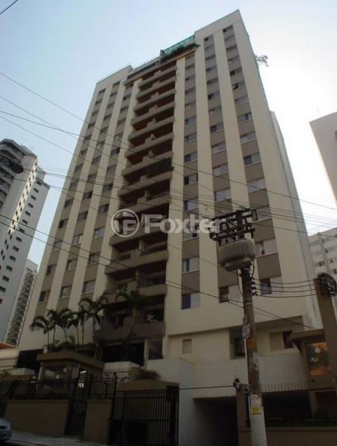 Image 1 - 891885