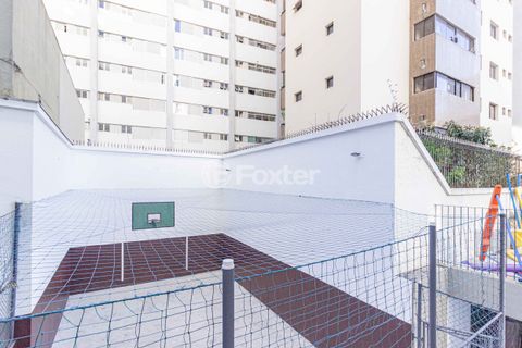 Image 16 - 891885